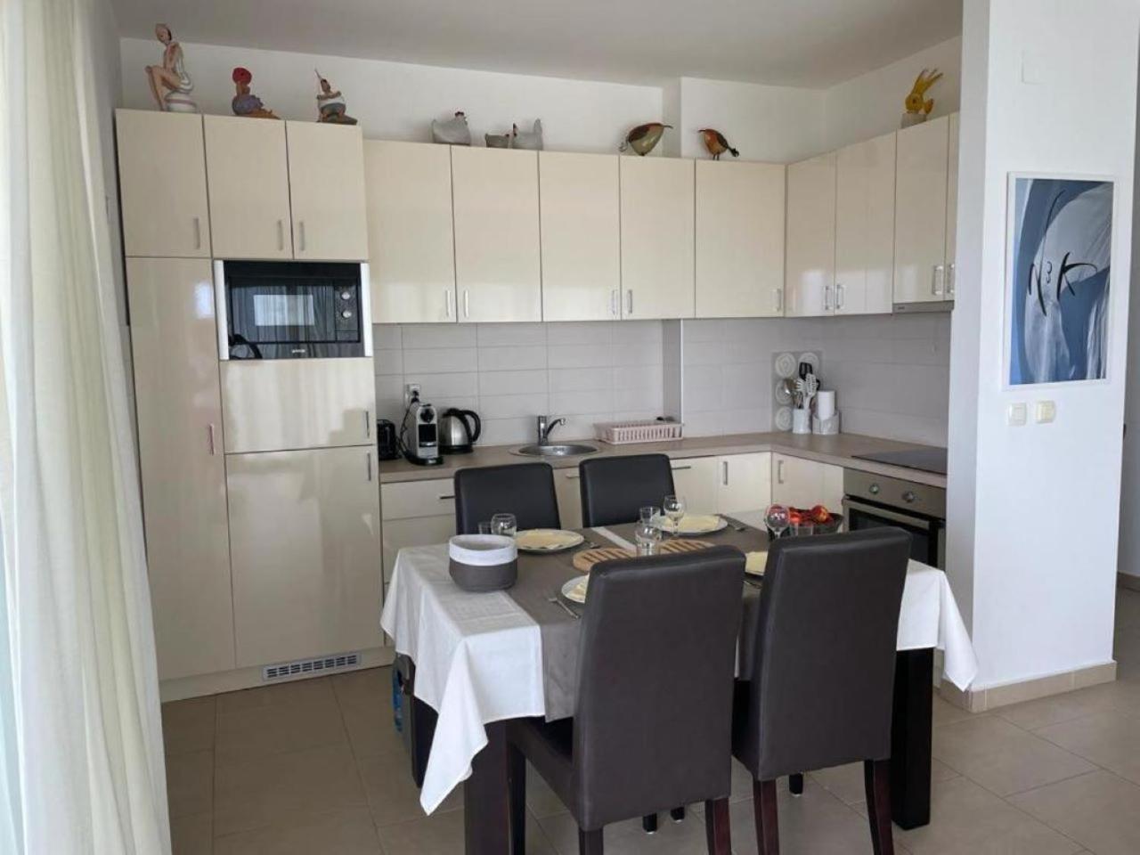 Acacia Hill Apartment C01 Without Pool Ðenovići Zewnętrze zdjęcie